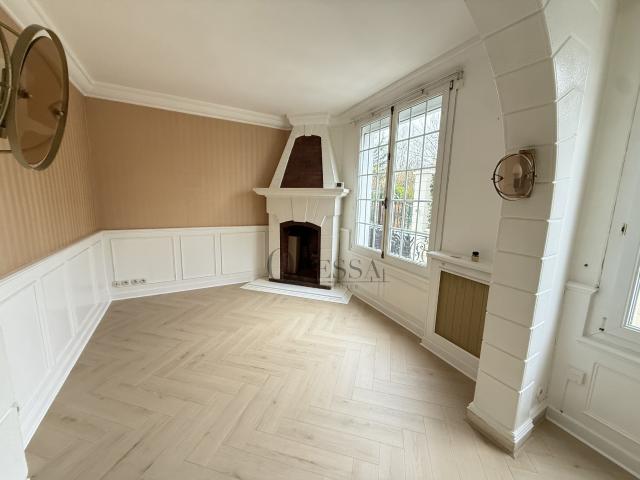 MAISON Quai d'Anjou 122m2