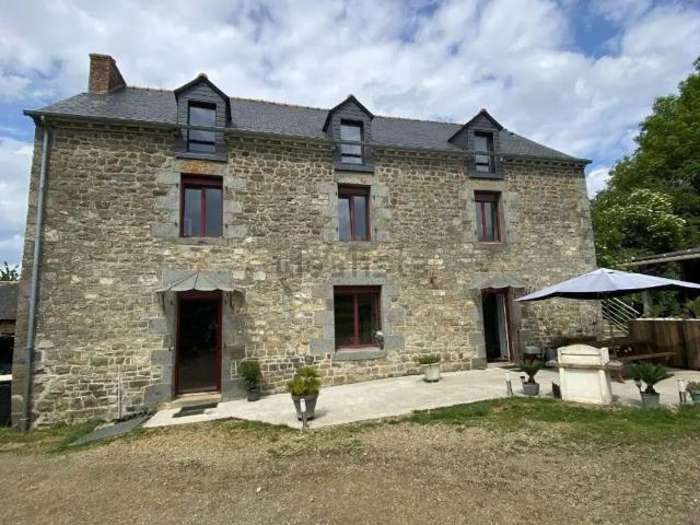 Maison, Québriac