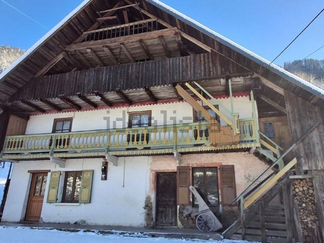 Maison, Queige