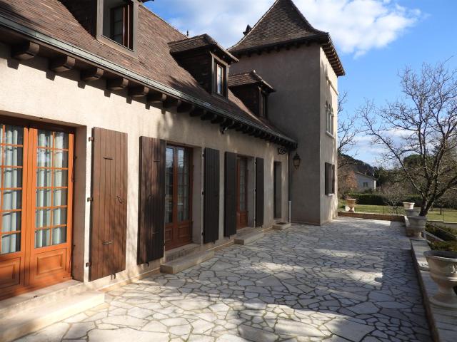 Maison Quercynoise aux portes de Cahors 232m² Laroque des Arcs