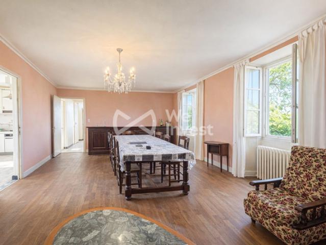 Maison Quercynoise T6 & ses dépendances sur 6ha !