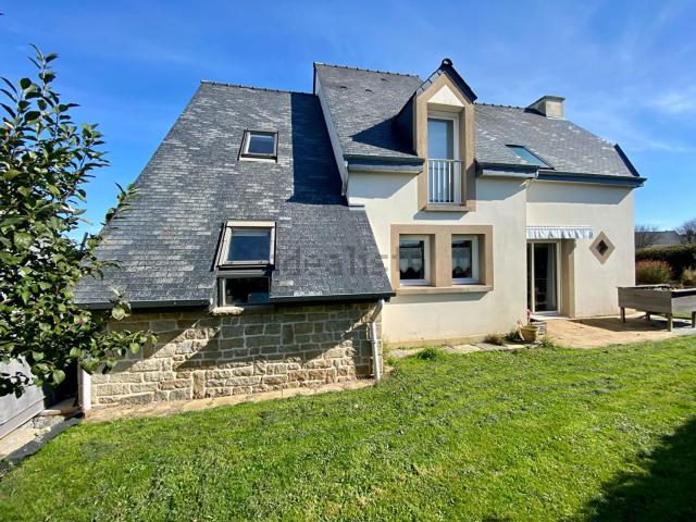 Maison, Quévert