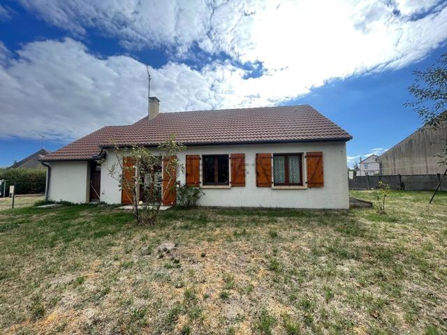 Maison, Quiers sur Bezonde