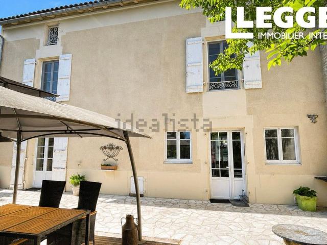 Maison, Rouillac