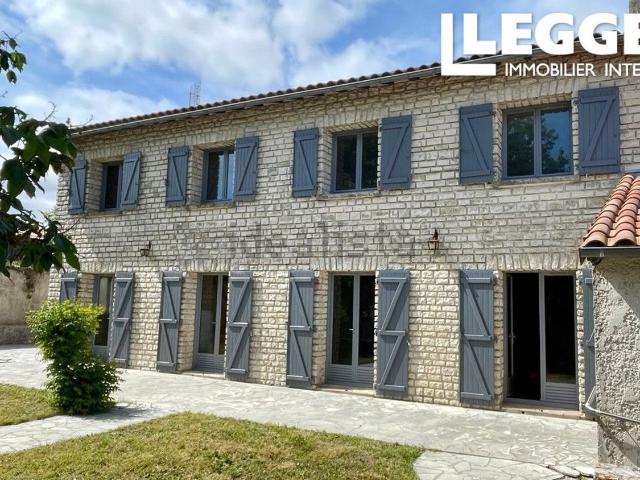 Maison, Rouillac