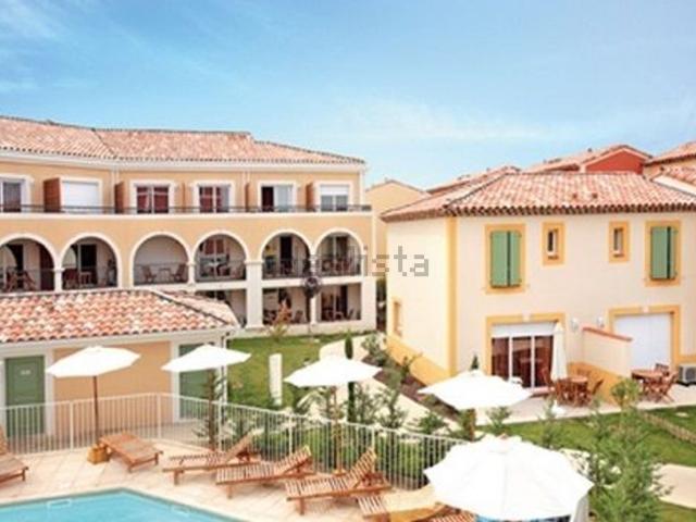Maison, Rousset