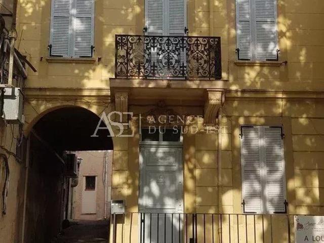 Maison, Rousset