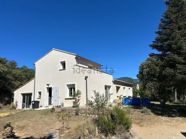 Maison, Rousset les Vignes