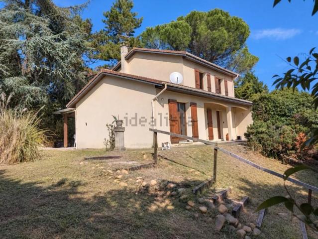 Maison, Roussillon
