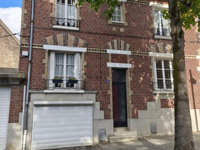 Maison, Roye