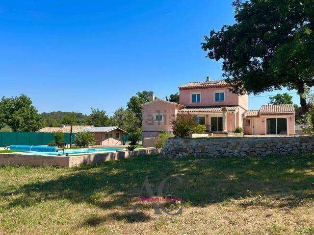 Maison, Rocbaron