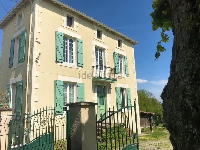 Maison, Rochechouart
