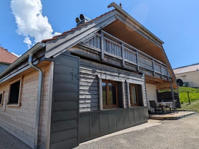 Maison, Rochejean