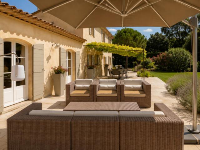 Maison Rognes 250m²