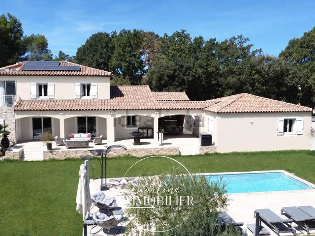 Maison, Rognes