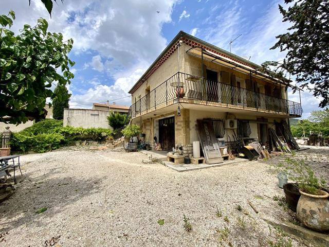 Maison, Rognes