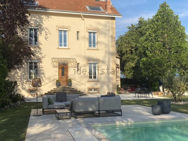 Maison, Romans sur Isère