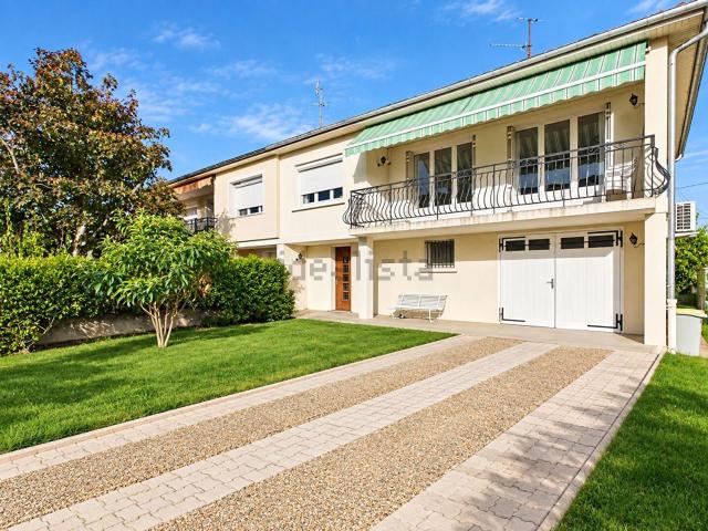 Maison, Romans sur Isère