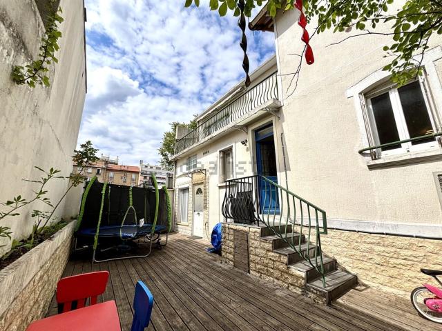 Maison, Romainville