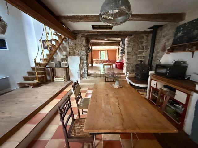 Maison, Romiguières