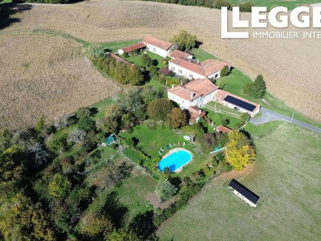 Maison, Ronsenac