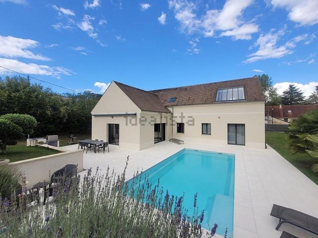 Maison, Ronquerolles