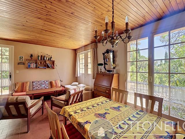 Maison Roquebrune Sur Argens 2 pièces 38 m2 sur 370 m2 de terrain