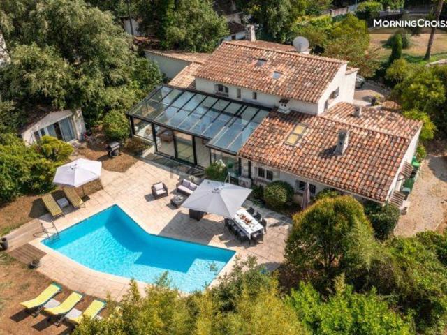 Maison, Roquefort les Pins