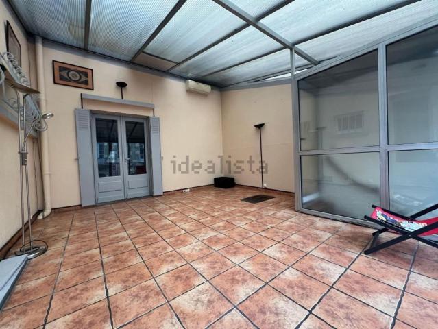 Maison, Roquefort