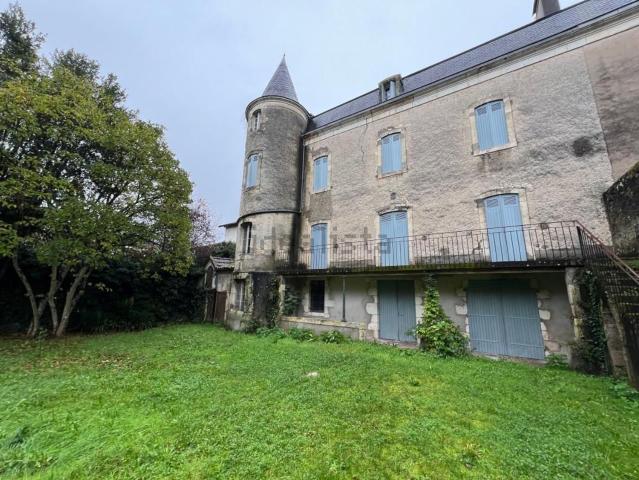 Maison, Roquefort
