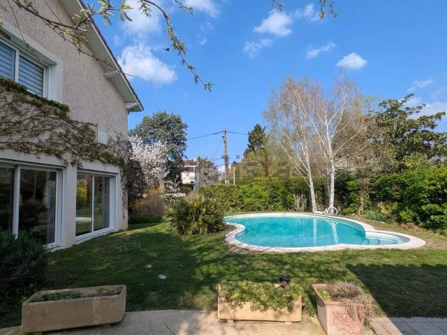Maison, Roques