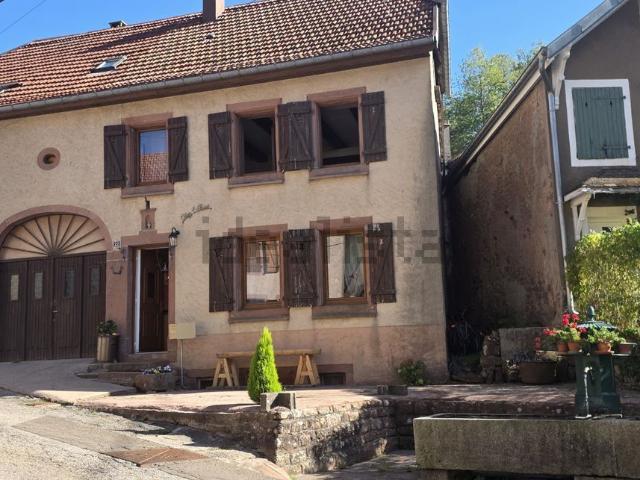 Maison, Raon lès Leau