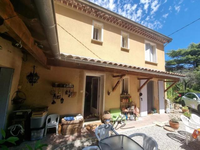 Maison RDC 183 m2