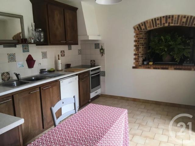 Maison RDC 283,96 m2