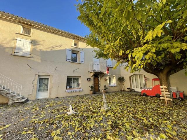 Maison RDC 203,38 m2