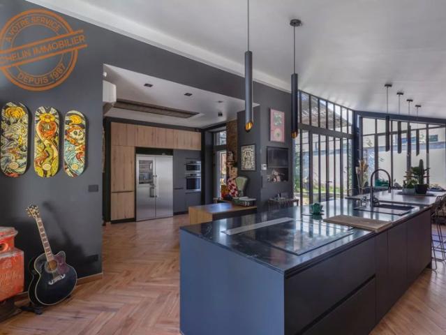 Maison RDC 340,12 m2