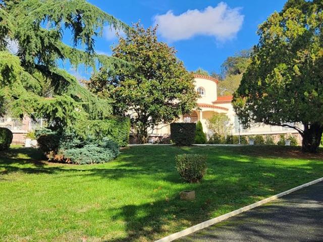 Maison RDC 433 m2