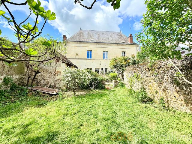 Maison Reugny 7 pièce s 195.55 m2 à 15 minutes d'Amboise