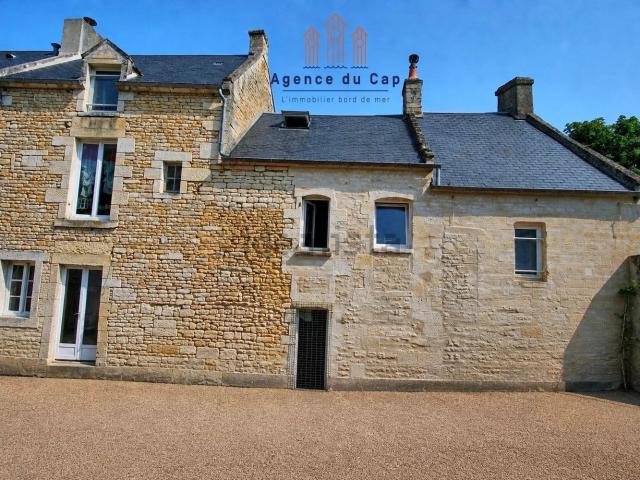 Maison, Reviers