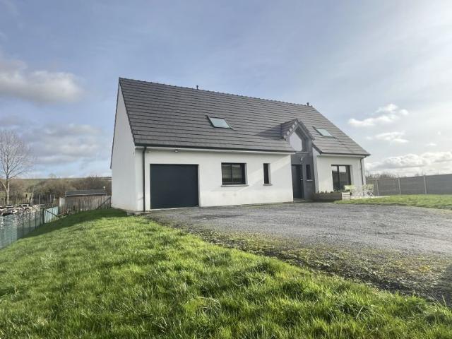 maison recente 5 ch sur 1238m2 parfait état