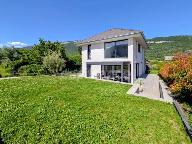 Maison récente à vendre 4 pièces de 123m2