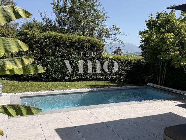Villa contemporaine avec piscine et vue panoramique Annecy le Vieux