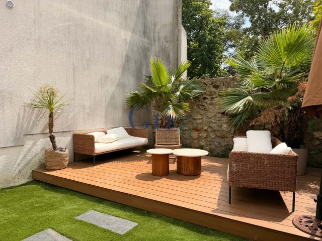 MAISON RECENTE AVEC UN AGREABLE JARDIN DE PLAIN PIED NOMBREUX RANGEMENTS !