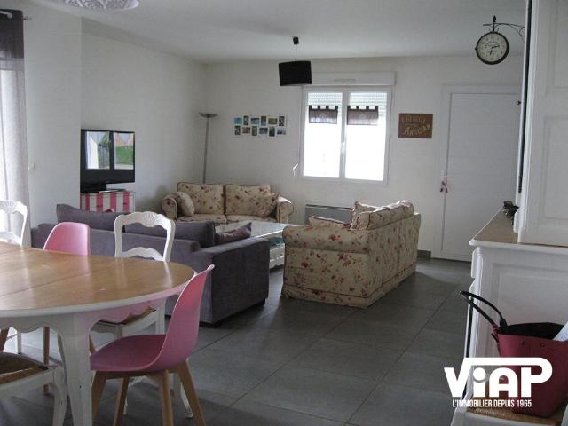 MAISON RÉCENTE DE 111 m² AVEC JARDIN