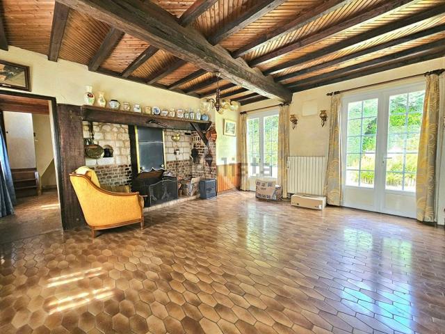 Maison, Regnière Écluse