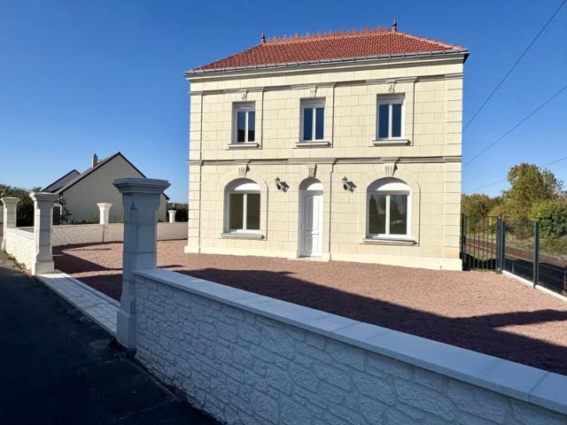 MAISON RÉNOVÉE 5MN SAUMUR