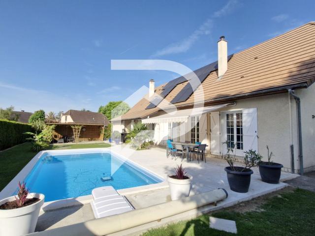 Maison rénovée 6 pièces 189 m² avec piscine proche Orthez 189m² Orthez