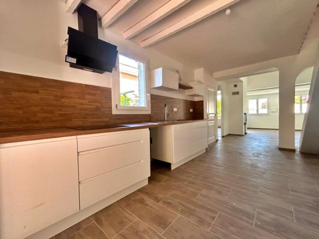 MAISON RÉNOVÉE 85M2 AVEC JARDIN, DÉPENDANCE ET TERRASSE 130