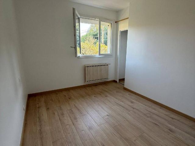 Maison rénovée 112 m² – 3 chambres – jardin – garage 32 m²