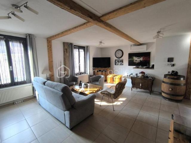 Maison rénovée 148 m² avec terrasse, jacuzzi, garage et cave